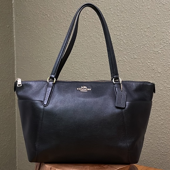 Coach Handbags - COACH AVA PEBBLE LEATHER TOTE